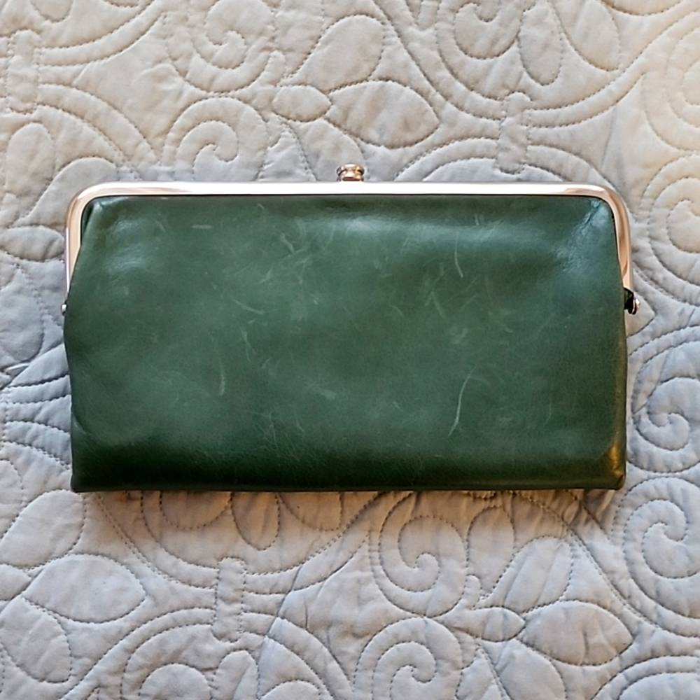 HOBO Lauren Green Clutch